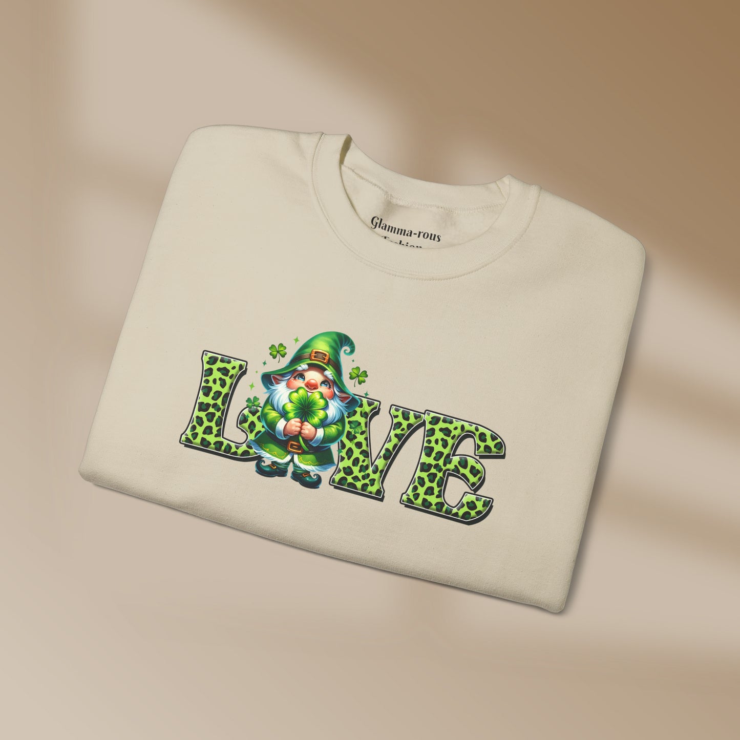 Irish Love: Unisex Heavy Blend™ Crewneck Sweatshirt Printify