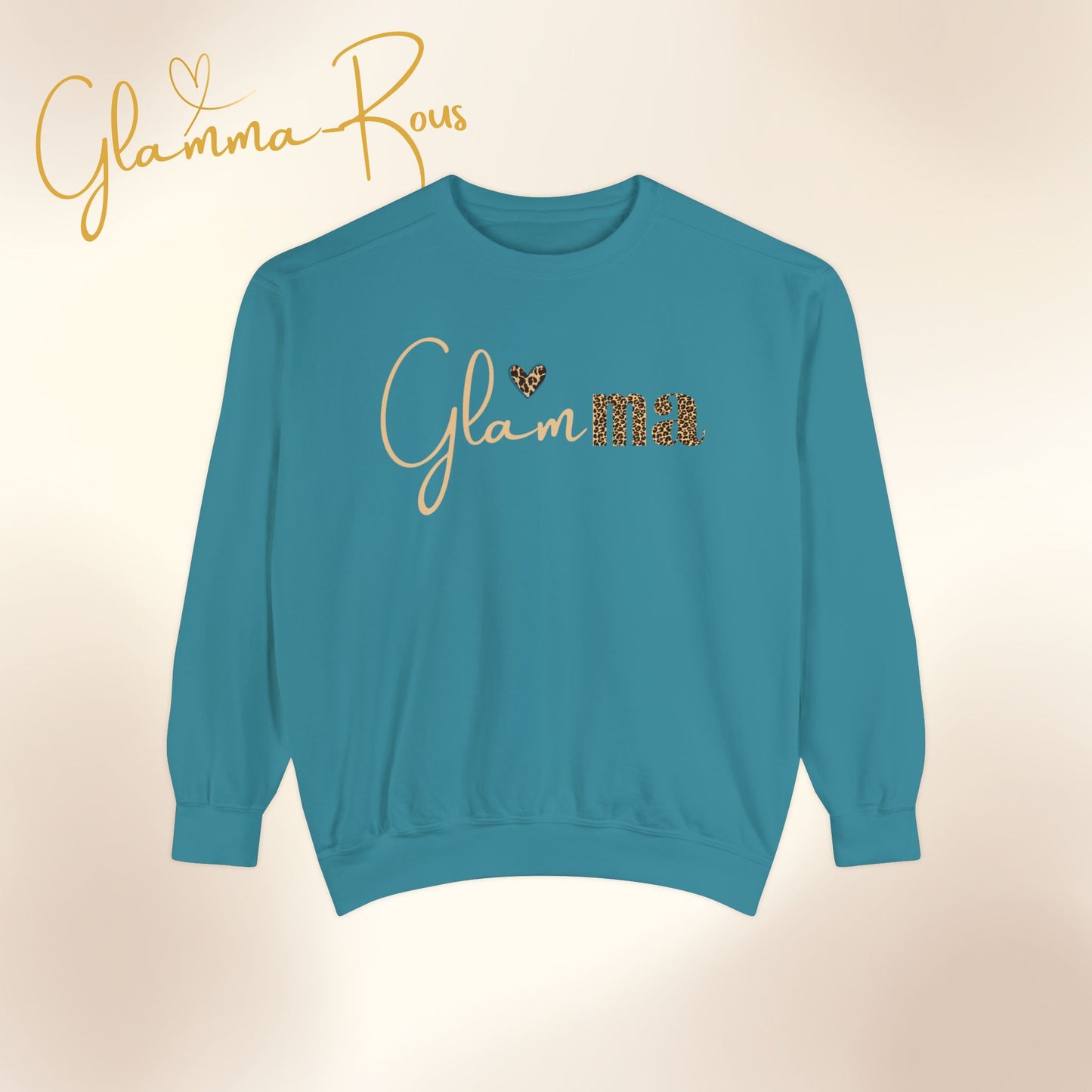 Glamma Leopard Heart: Unisex Sweatshirt with Custom Name Option 🐆