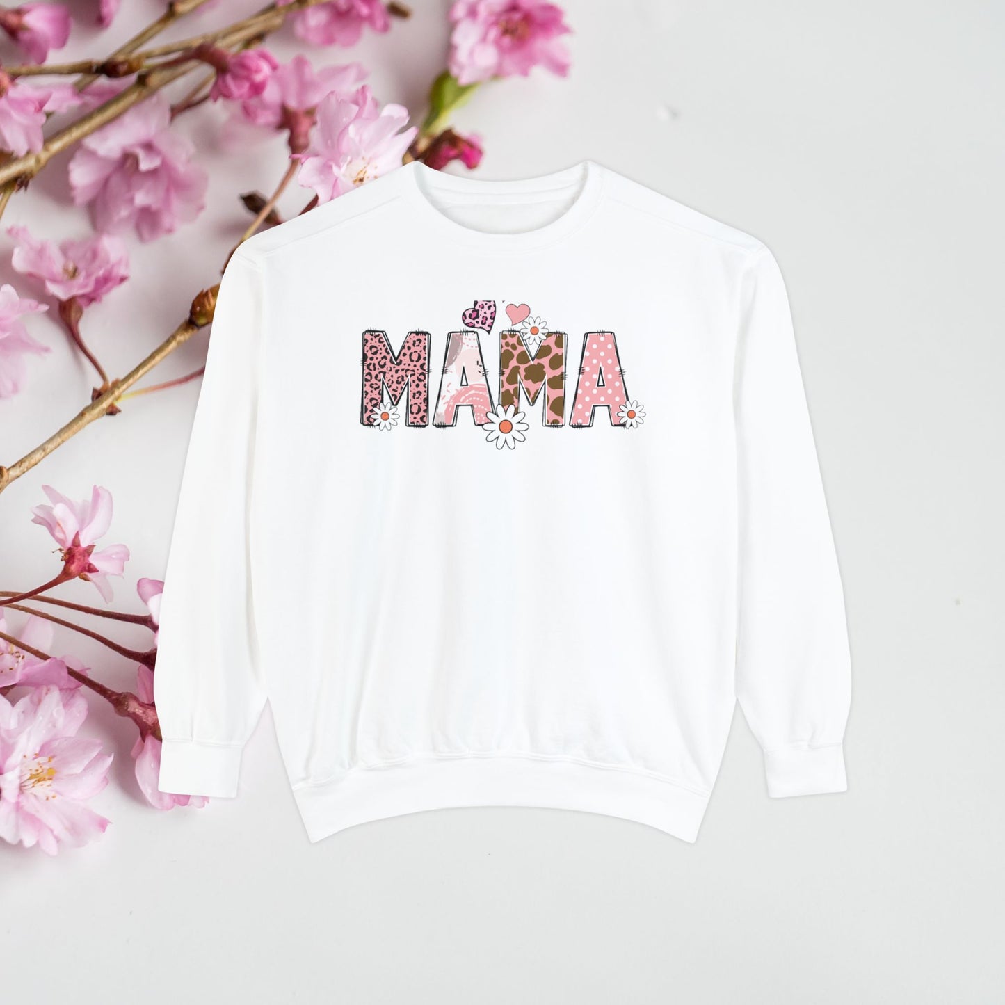 🌸Mama Leopard Print Sweatshirt – Unisex Garment-Dyed Crewneck