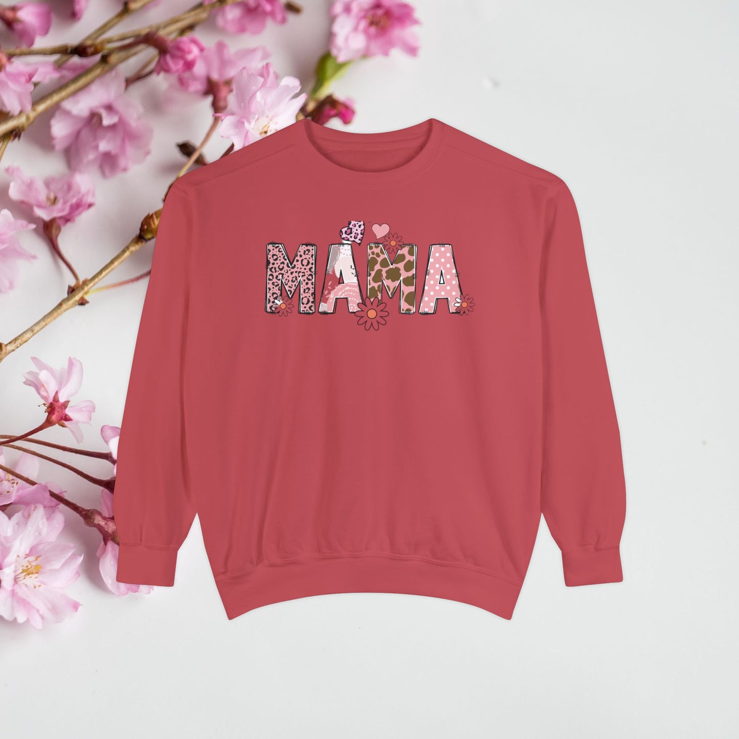 🌸Mama Leopard Print Sweatshirt – Unisex Garment-Dyed Crewneck