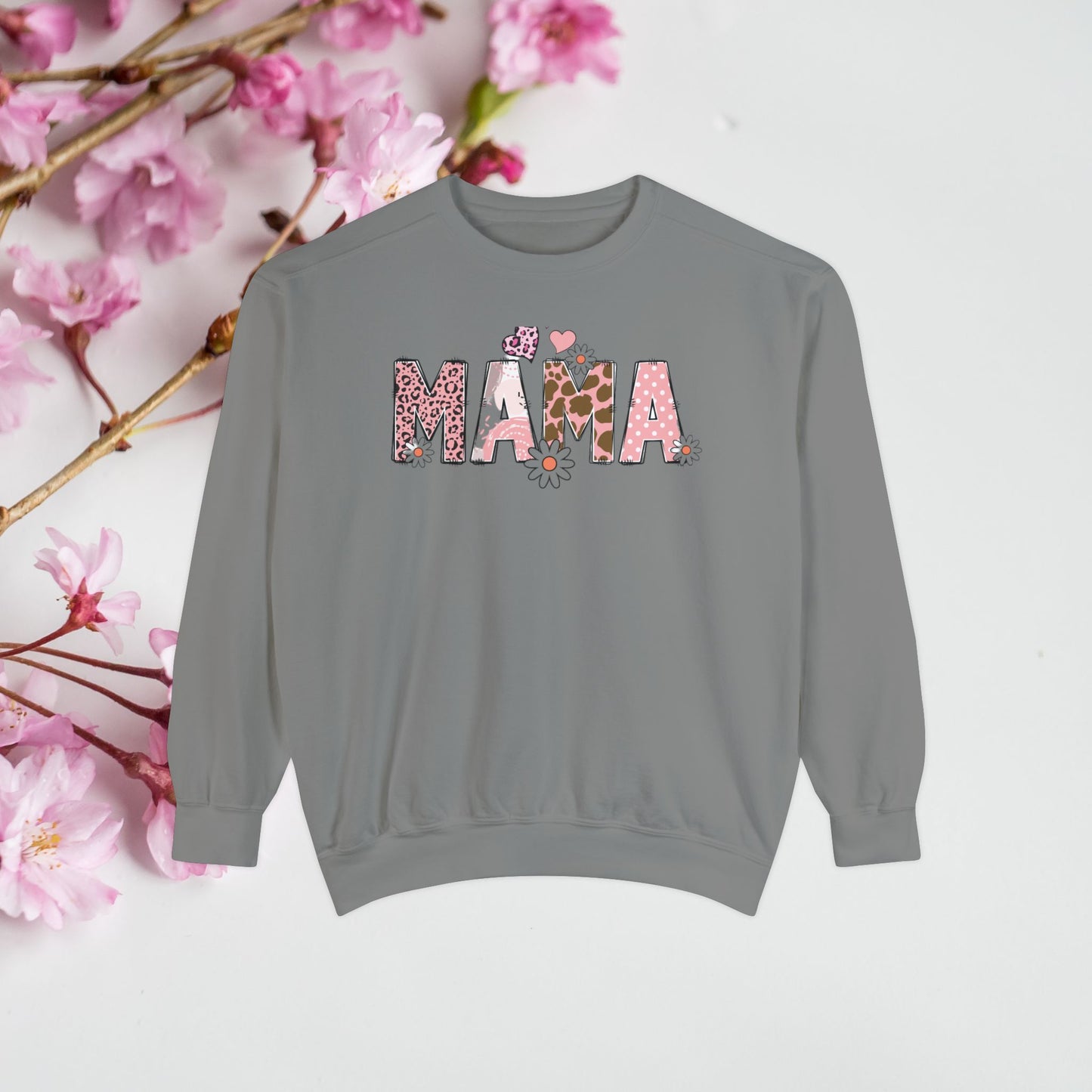 🌸Mama Leopard Print Sweatshirt – Unisex Garment-Dyed Crewneck